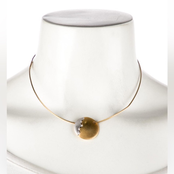Jewelry - 18k solid gold necklace